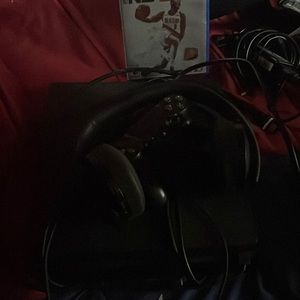 ps4 for 150 works good i’m 18 and need money